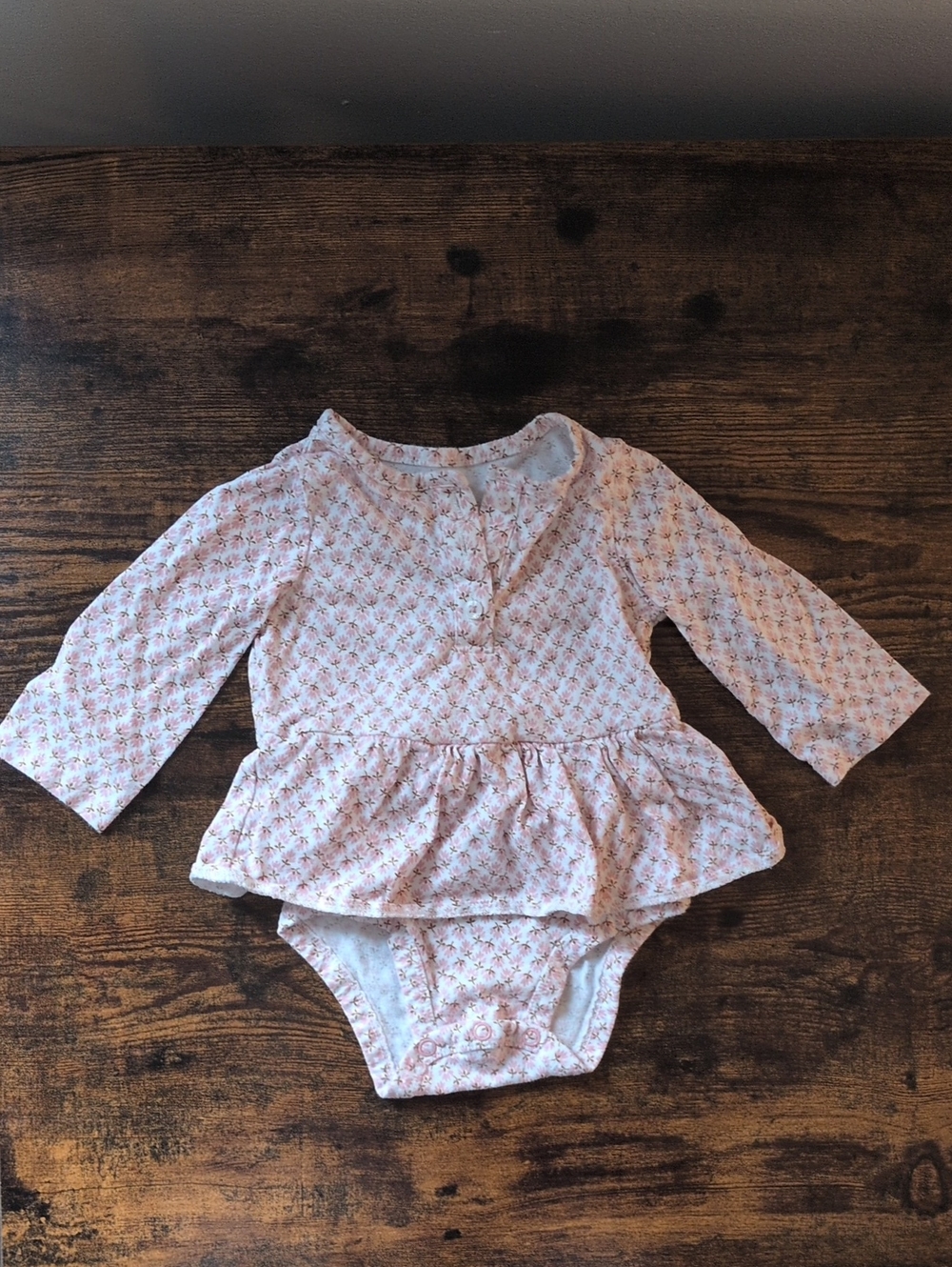 5/$25 Carter's Pink Floral Long-Sleeve Onesie Bodysuit 6M